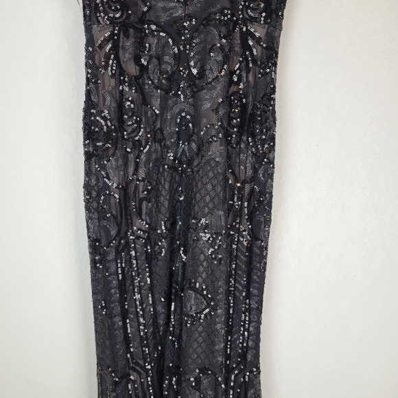 NWT Betsy & Adam Embellished Illusion-Inset Gown in Black Tan Size 2 - Picture 9 of 16